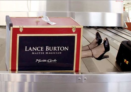 Découvrez 10 campagnes créatives d'ambient marketing dans des aéroports