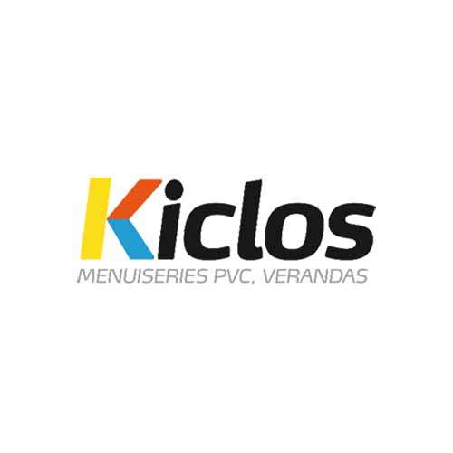 Le logo de Kiclos, marque bretonne de menuiserie et véranda en PVC. Il s'agit d'une référence consiel en communication d'Antoine Chadufau.
